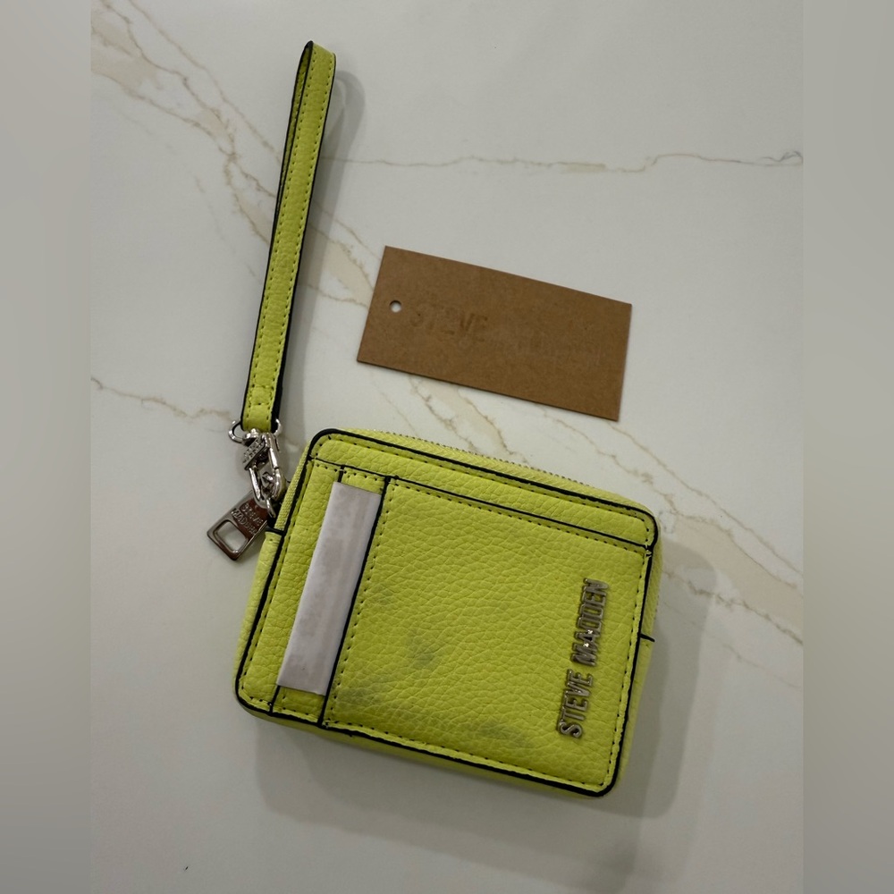 STEVE MADDEN ZIP AROUND CARDHOLDER SMALL WALLET CARD CASE